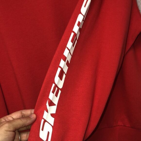 Skechers L NWOT Red Cotton Blend Crewneck Pullover Sweatshirt - Picture 4 of 8